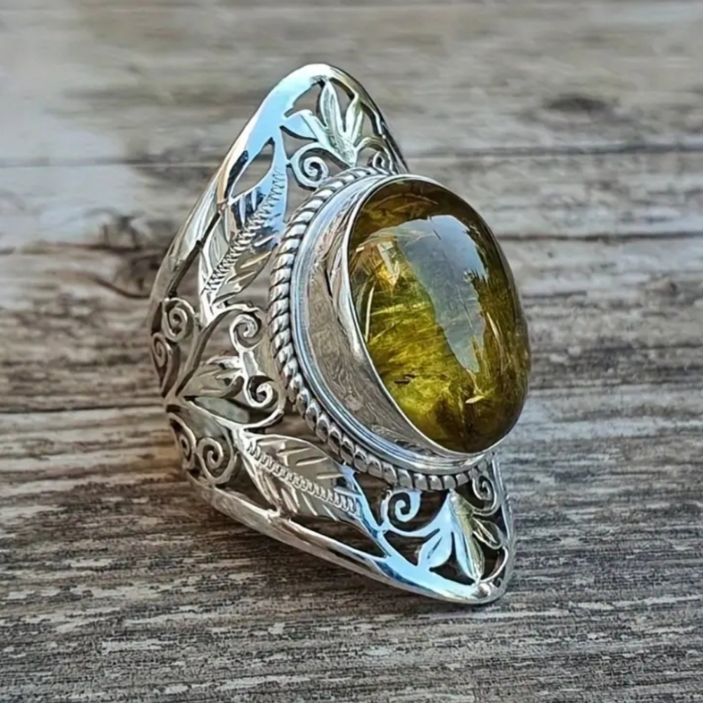 Vintage Classical Cubic Zirconia Ring